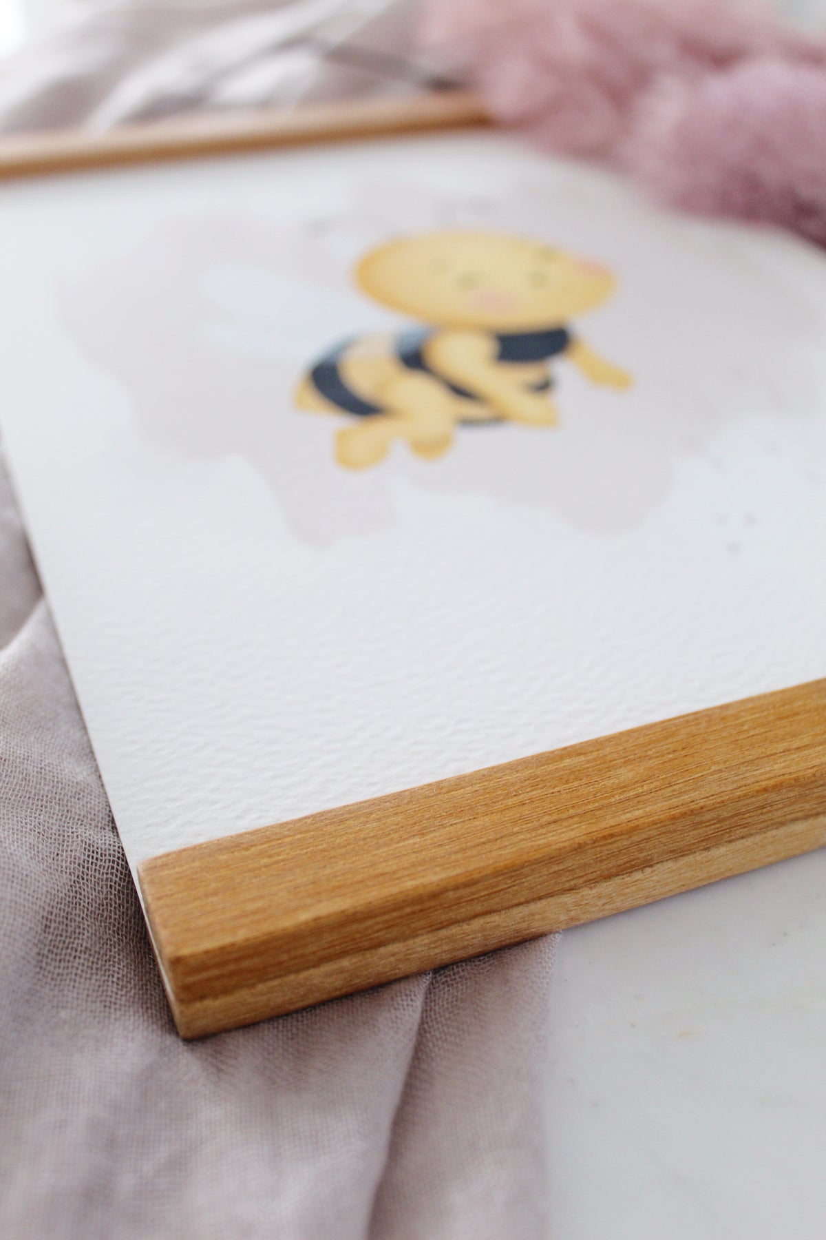 Magnetische Posterleisten aus Teakholz